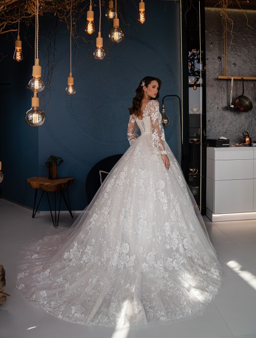 https://elisebride.ro/images/stories/virtuemart/product/CHARLOTTE            (3).jpg